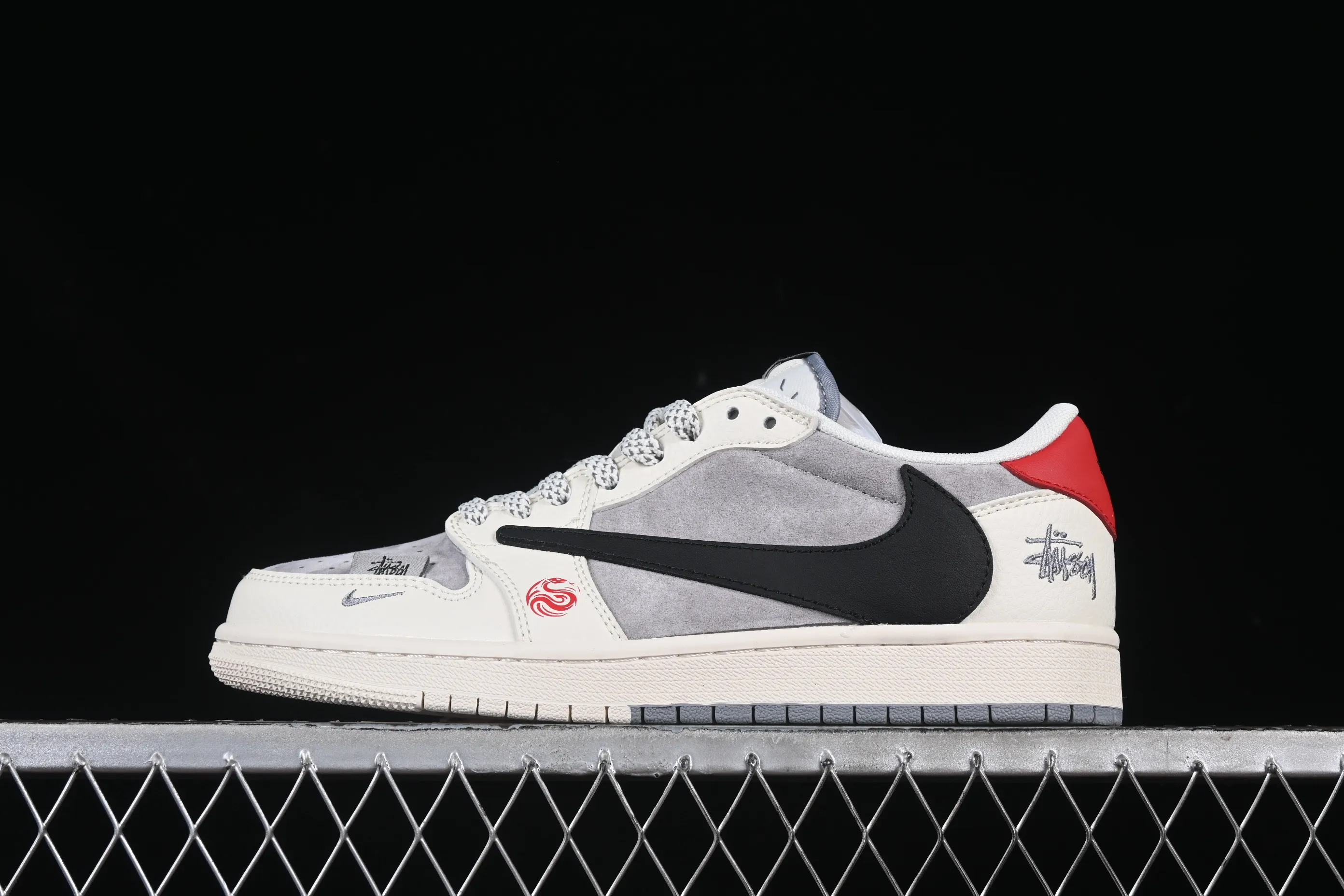 All Categories Air Jordan Jordan Series Basketball Shoes Air Jordan 1 Low High-end Customized Low-top Sneakers Travis Scott x Fragment Design x Air Jordan 1 Low OG SP AJ1 Joe 1 Stusci Jointly Branded Year of the Snake Limited Edition Double Beige and Black Swooshes Low-top Cultural Casual Sneakers SJ2068-142